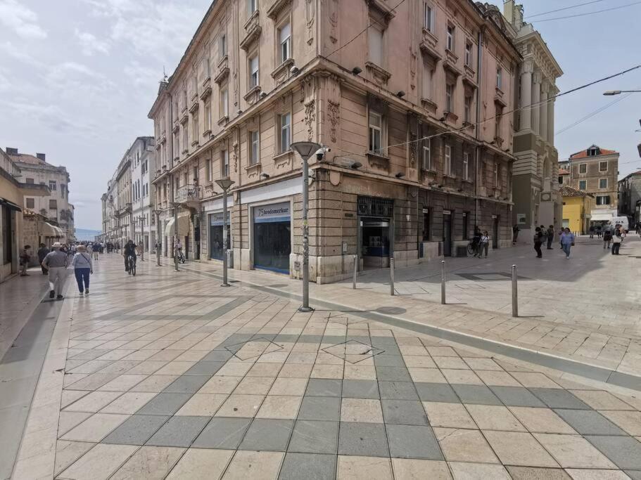 Teni Σπλιτ Εξωτερικό φωτογραφία