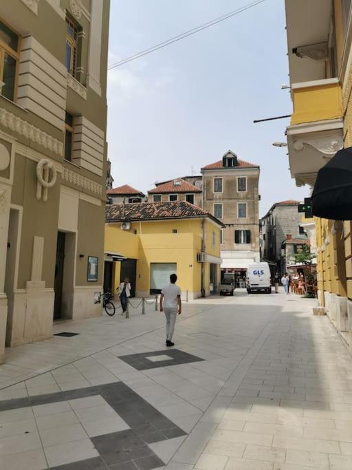 Teni Σπλιτ Εξωτερικό φωτογραφία